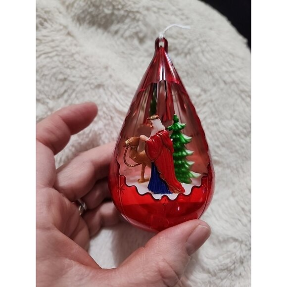 Vintage Jewelbrite Christmas Ornament Teardrop 3-D Diorama Wiseman & Camel Red - Picture 3 of 5